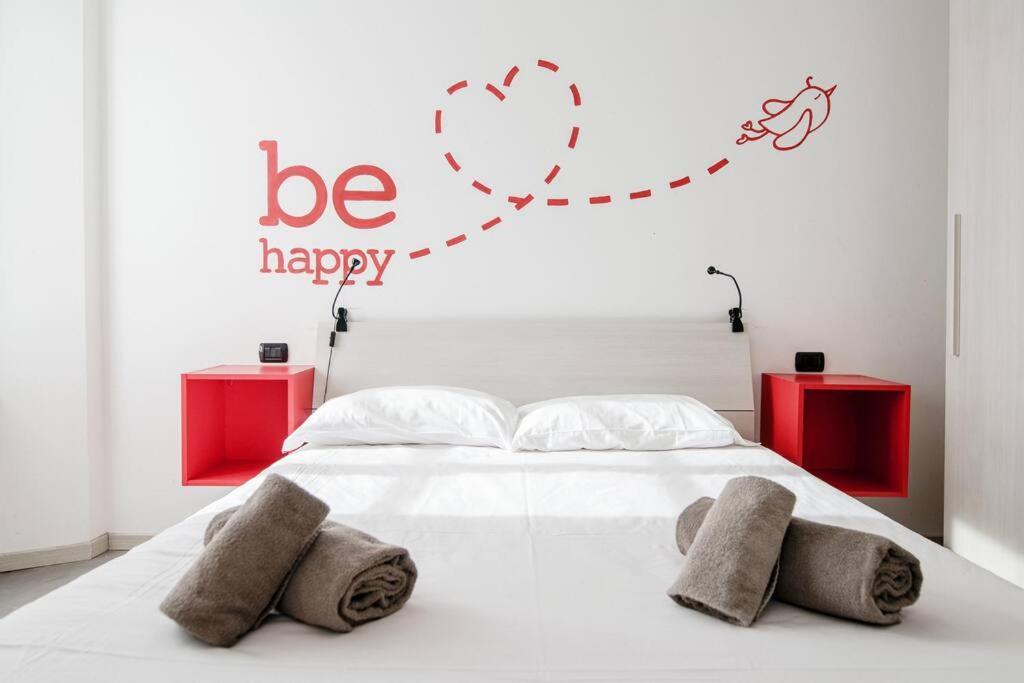 דירות קומו Be Happy - The House Of Travelers מראה חיצוני תמונה